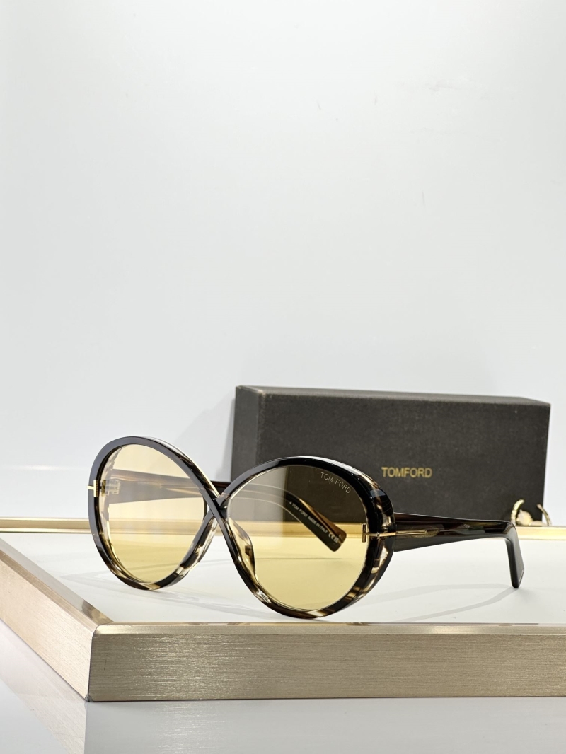 TOM FORD
